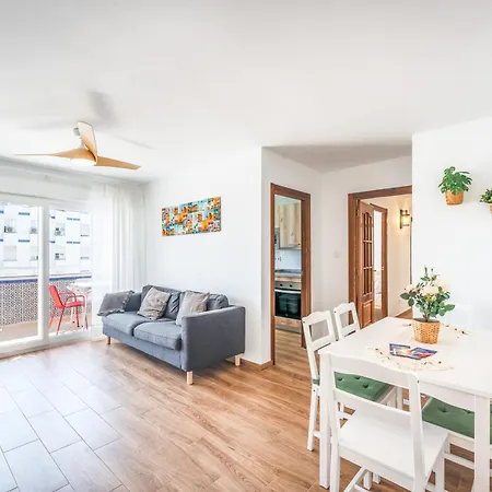 Vb Aguila 3br Beachfront * Бенальмадена