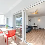 Vb Aguila 3br Beachfront Apartment
