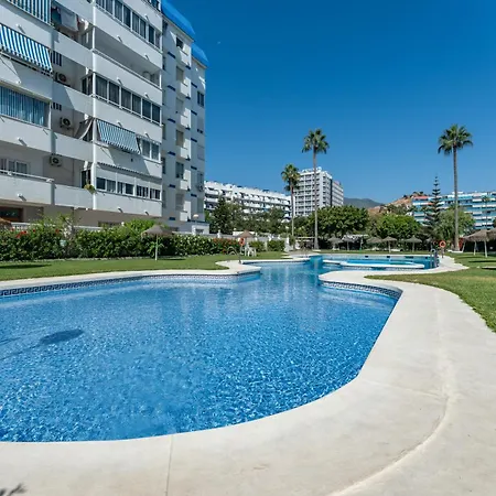 Vb Aguila 3br Beachfront Apartment *
