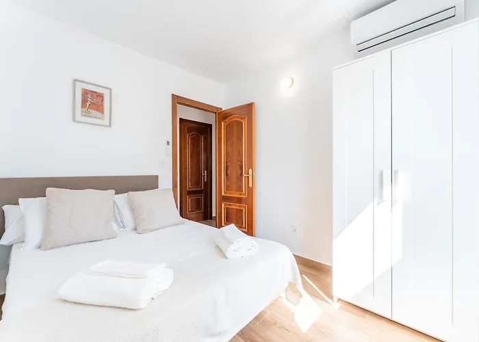 Vb Aguila 3br Beachfront Apartament Benalmádena